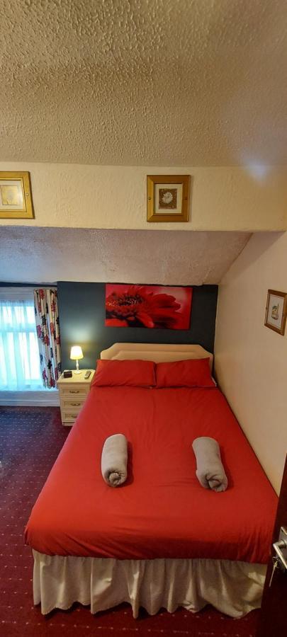 The Rhyl Bed & Breakfast Blackpool Exterior photo